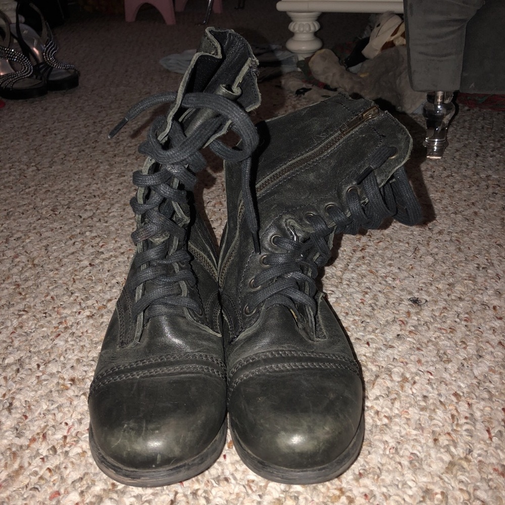 Steve Madden Combat Boot